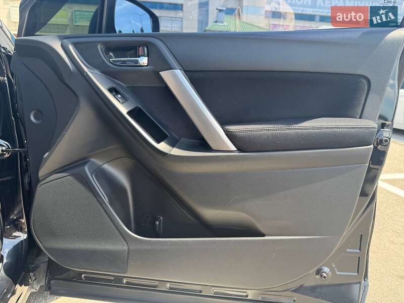 Внедорожник / Кроссовер Subaru Forester 2014 в Харькове
