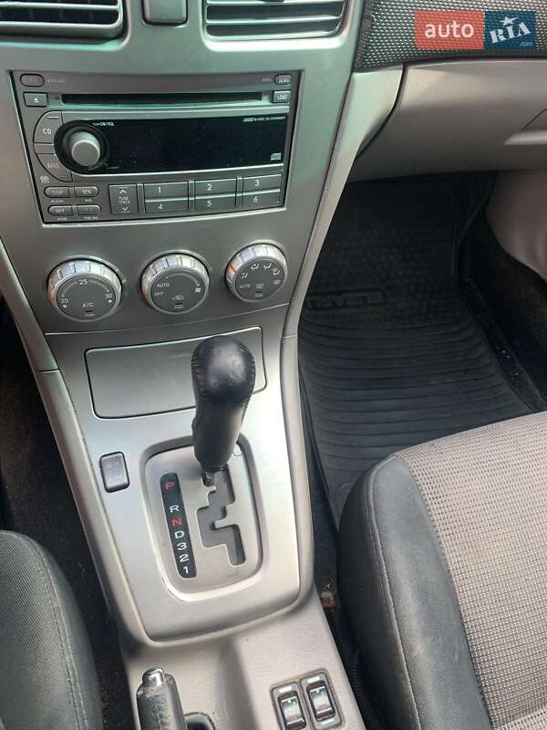 Позашляховик / Кросовер Subaru Forester 2007 в Києві