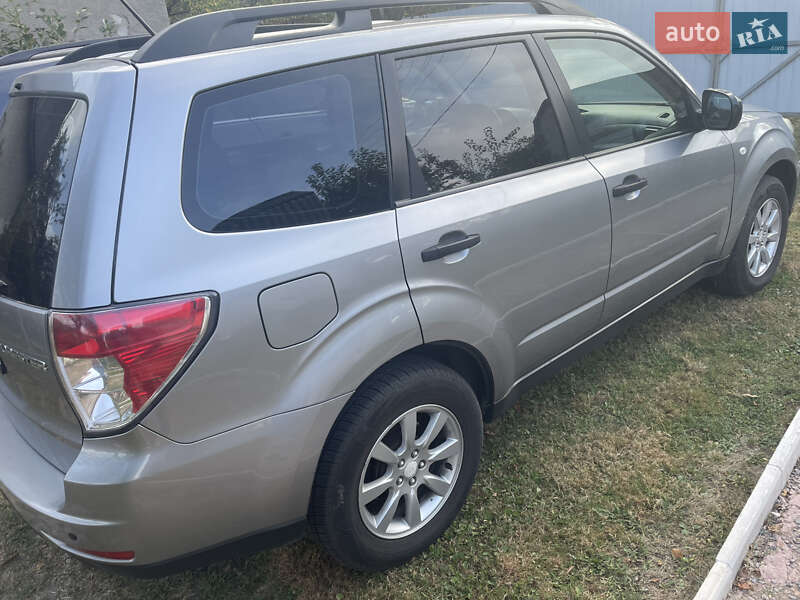 Внедорожник / Кроссовер Subaru Forester 2011 в Киеве