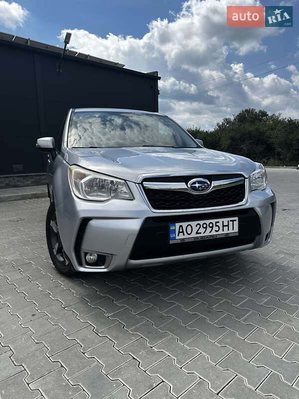 Внедорожник / Кроссовер Subaru Forester 2014 в Ужгороде
