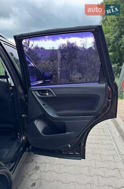 Внедорожник / Кроссовер Subaru Forester 2013 в 