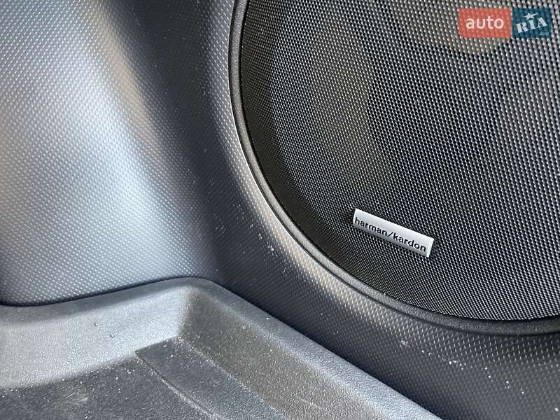 Позашляховик / Кросовер Subaru Forester 2018 в Львові