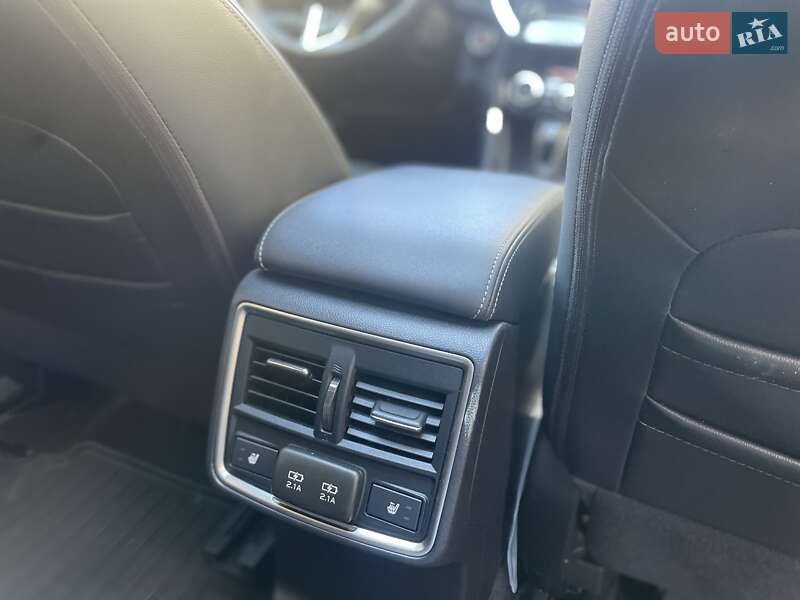 Позашляховик / Кросовер Subaru Forester 2018 в Львові