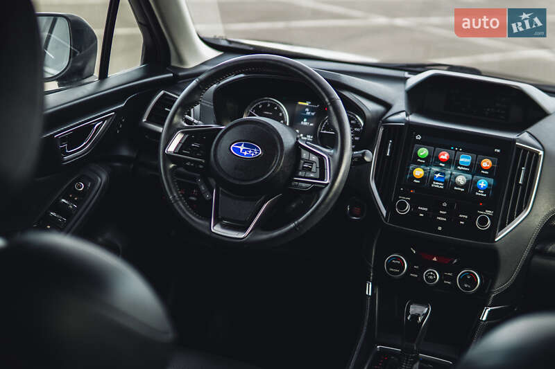 Внедорожник / Кроссовер Subaru Forester 2019 в Ровно