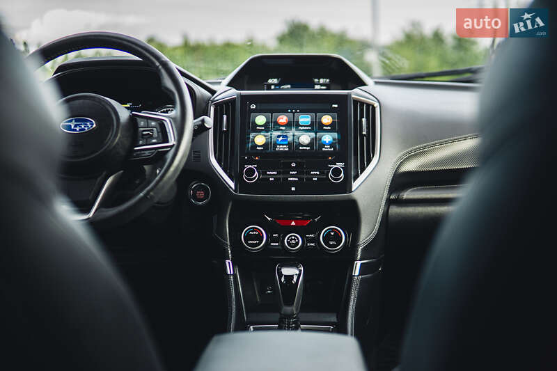 Внедорожник / Кроссовер Subaru Forester 2019 в Ровно