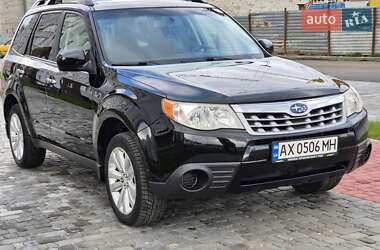 Внедорожник / Кроссовер Subaru Forester 2010 в 
