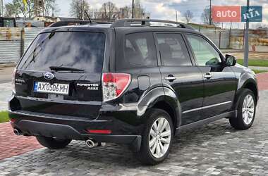 Внедорожник / Кроссовер Subaru Forester 2010 в 