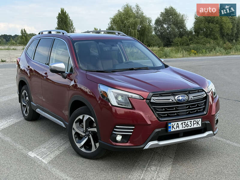 Внедорожник / Кроссовер Subaru Forester 2024 в Киеве