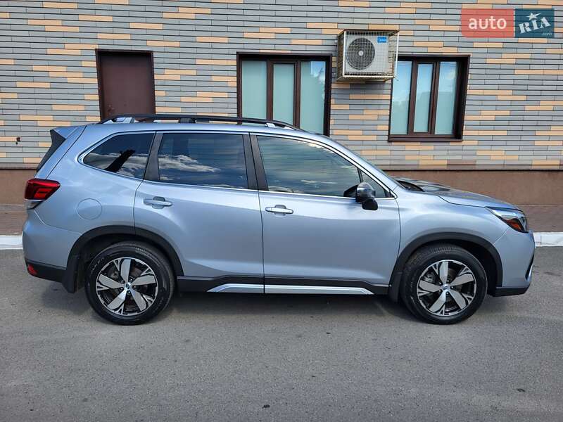 Внедорожник / Кроссовер Subaru Forester 2019 в Харькове
