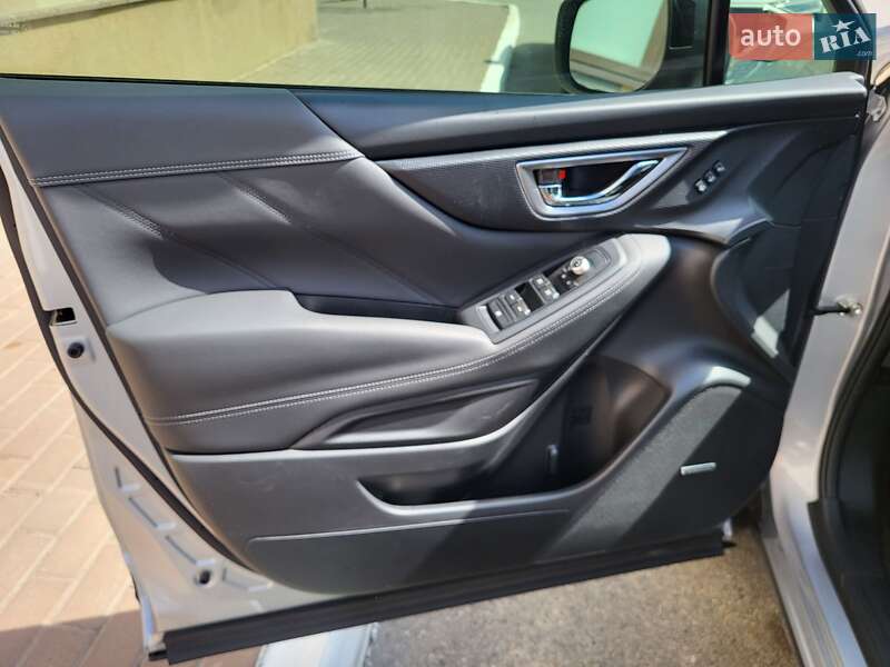Внедорожник / Кроссовер Subaru Forester 2019 в Харькове