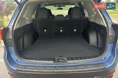 Позашляховик / Кросовер Subaru Forester 2024 в 