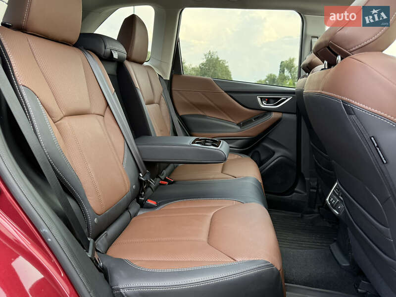Внедорожник / Кроссовер Subaru Forester 2024 в Киеве