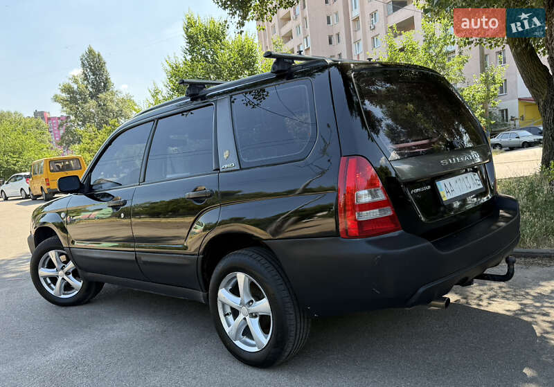 Внедорожник / Кроссовер Subaru Forester 2004 в Киеве