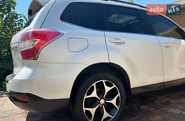 Внедорожник / Кроссовер Subaru Forester 2014 в 