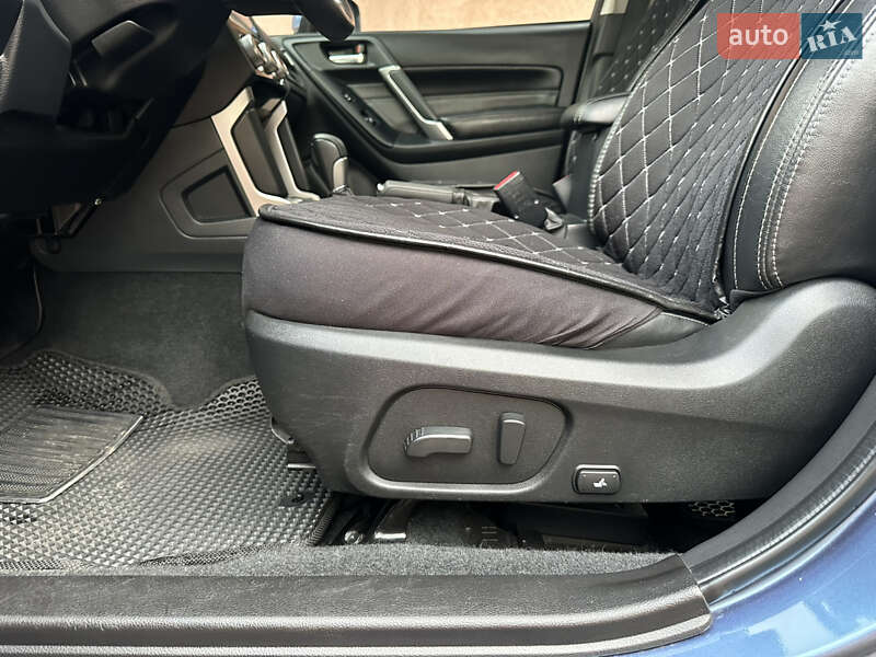 Внедорожник / Кроссовер Subaru Forester 2016 в Сумах