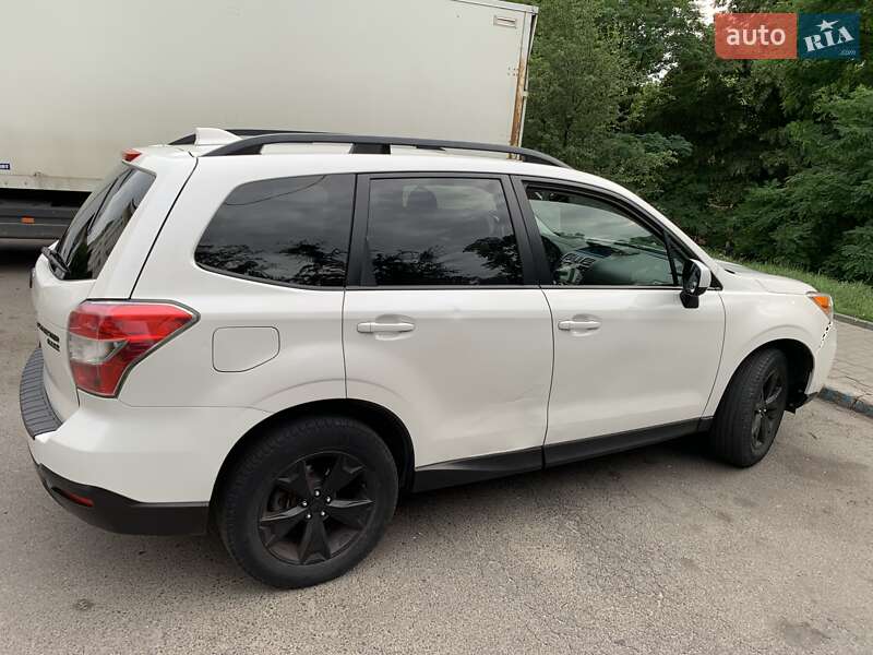 Subaru Forester 2015