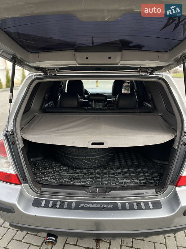 Позашляховик / Кросовер Subaru Forester 2007 в Золочеві