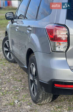 Внедорожник / Кроссовер Subaru Forester 2016 в 