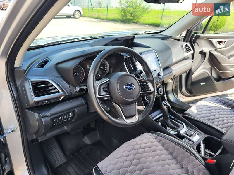 Позашляховик / Кросовер Subaru Forester 2018 в Києві фото 10 Позашляховик / Кросовер Subaru Forester 2018 в Києві