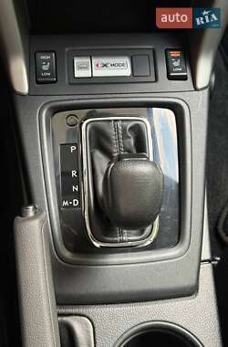 Внедорожник / Кроссовер Subaru Forester 2015 в 