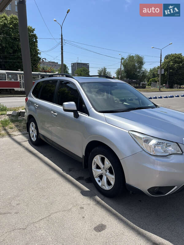 Внедорожник / Кроссовер Subaru Forester 2014 в Харькове