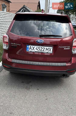 Внедорожник / Кроссовер Subaru Forester 2017 в 