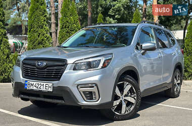 Внедорожник / Кроссовер Subaru Forester 2019 в Киеве