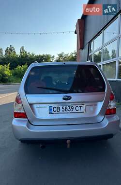 Внедорожник / Кроссовер Subaru Forester 2006 в 