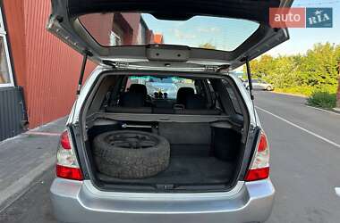 Внедорожник / Кроссовер Subaru Forester 2006 в 