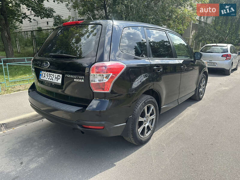 Внедорожник / Кроссовер Subaru Forester 2013 в Киеве