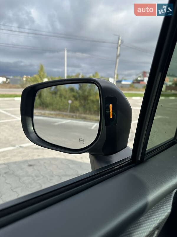 Внедорожник / Кроссовер Subaru Forester 2022 в Киеве