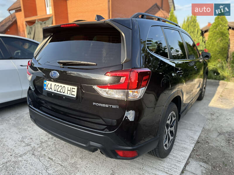 Внедорожник / Кроссовер Subaru Forester 2022 в Киеве