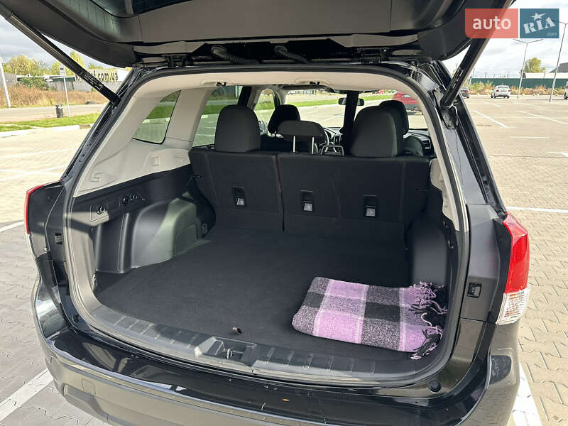 Внедорожник / Кроссовер Subaru Forester 2022 в Киеве