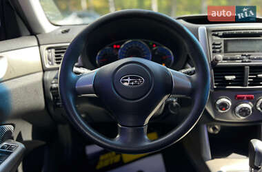 Внедорожник / Кроссовер Subaru Forester 2009 в 