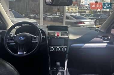 Внедорожник / Кроссовер Subaru Forester 2016 в 