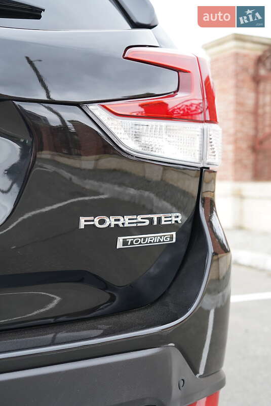 Внедорожник / Кроссовер Subaru Forester 2018 в Белгороде-Днестровском