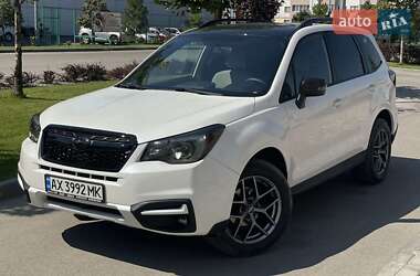 Внедорожник / Кроссовер Subaru Forester 2018 в 