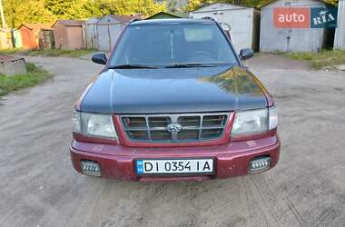 Позашляховик / Кросовер Subaru Forester 1999 в Чернігові