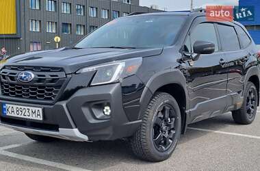 Позашляховик / Кросовер Subaru Forester 2022 в Києві