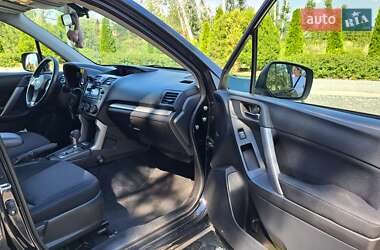 Внедорожник / Кроссовер Subaru Forester 2013 в 