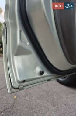 Внедорожник / Кроссовер Subaru Forester 2005 в 