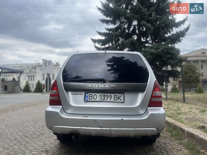 Subaru Forester 2004