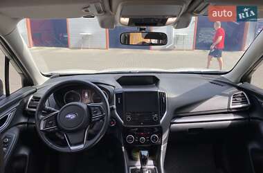 Внедорожник / Кроссовер Subaru Forester 2018 в 