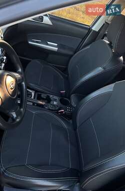 Внедорожник / Кроссовер Subaru Forester 2008 в 
