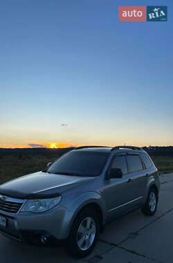 Внедорожник / Кроссовер Subaru Forester 2008 в 