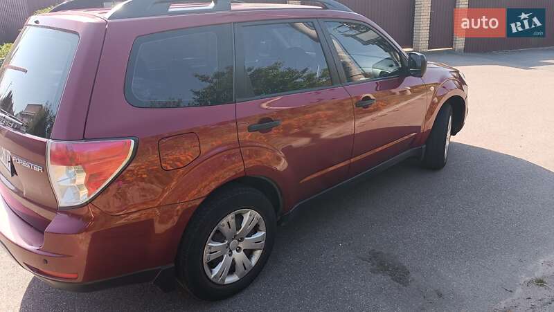 Позашляховик / Кросовер Subaru Forester 2009 в Києві