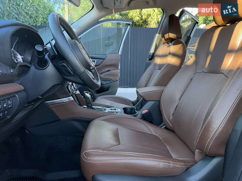 Позашляховик / Кросовер Subaru Forester 2020 в Києві