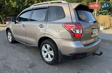 Внедорожник / Кроссовер Subaru Forester 2014 в 