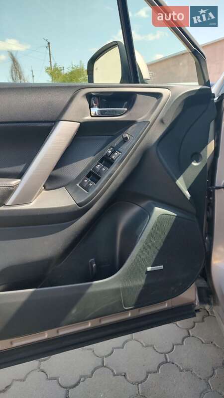 Позашляховик / Кросовер Subaru Forester 2015 в Ковелі фото 5 Позашляховик / Кросовер Subaru Forester 2015 в Ковелі