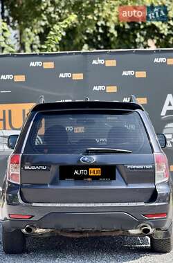 Внедорожник / Кроссовер Subaru Forester 2008 в 